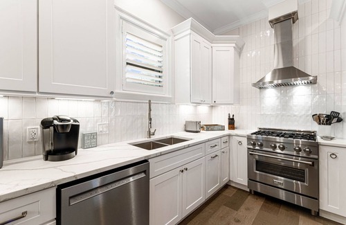 White's Gulfview House | Playing Hooky - Private Pool and Beach Access + Bikes
