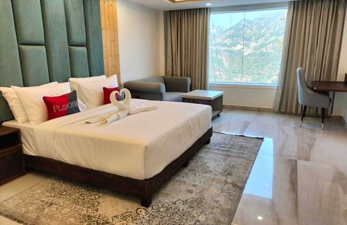 Kumarhatti Hotel | Playotel Resort Kasauli