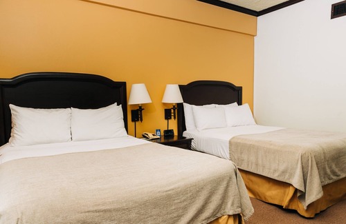 San Salvador Hotel | Plaza Hotel and Suites