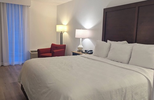 Globeville Hotel | Plaza Hotel Denver