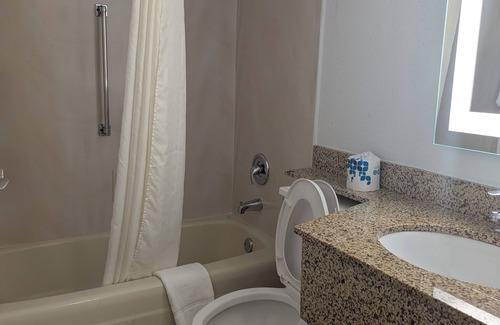 Globeville Hotel | Plaza Hotel Denver