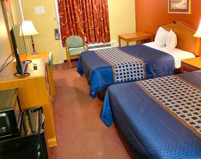 Springfield Hotel | Plaza Inn Springfield