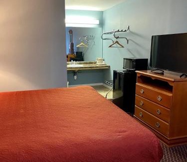 Springfield Hotel | Plaza Inn Springfield