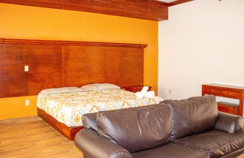 Landa de Matamoros Hotel | Plaza Landa Hotel