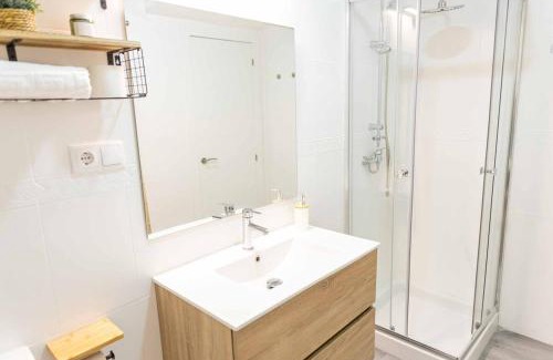Lagunillas Apartment | Plaza Merced I AC I Terrasse