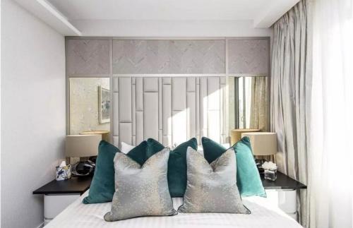 Prince's Apartment | Plaza New Exclusive Apartment