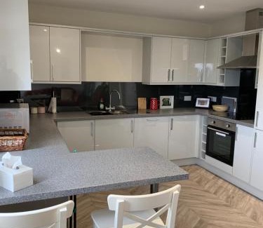 Bangor Apartment | Plaza suite 61 B