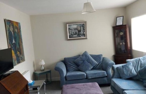 Bangor Apartment | Plaza suite 61 Bn