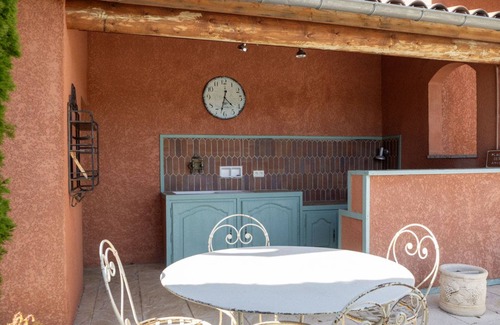 Saint-Etienne-les-Orgues House | Pleasant single-storey house, sleeps 7, unobstructed view, private pool.