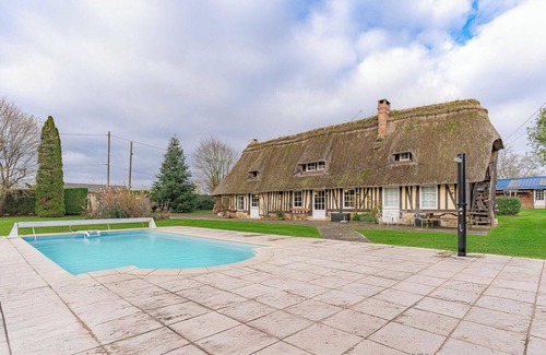Saint-Eloi-de-Fourques Apartment | Pleasant country house - 4BD/8P - Normandy