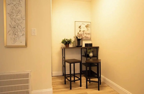 Shelby Park House | Pleasant 2-bedroom house in Louisville with cozy vibes
