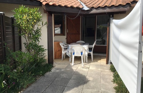 Moliets-et-Maa Apartment | Pleasant 4/6-person apartment with swimming pool