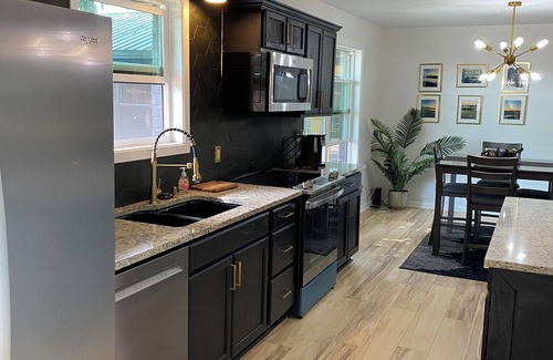 Columbus House | Pleasant 4-bedroom house in Columbus with WiFi