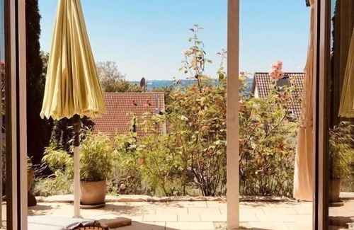 Unteruhldingen Apartment | Pleasant apartment with terrace