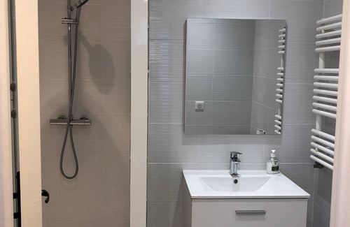 Le Pre-Saint-Gervais Apartment | Pleasant apartment for 4-5 people