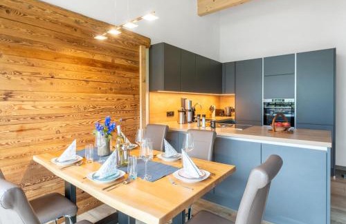 Piesendorf Apartment | Pleasant Apartment in Piesendorf with Balcony