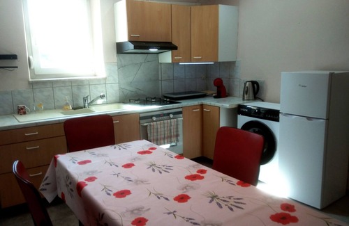 Schleithal Apartment | Pleasant & atypical apartment - renovated, wifi, fitness room, large garden
