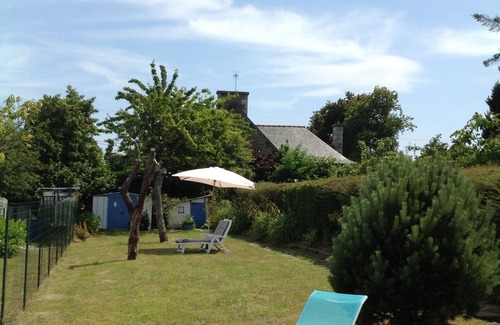 La Richardais House | Pleasant family home for 8/10 people near Dinard