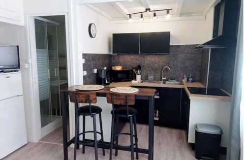 Cœur de Ville Apartment | Pleasant furnished studio