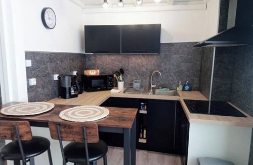 Cœur de Ville Apartment | Pleasant furnished studio