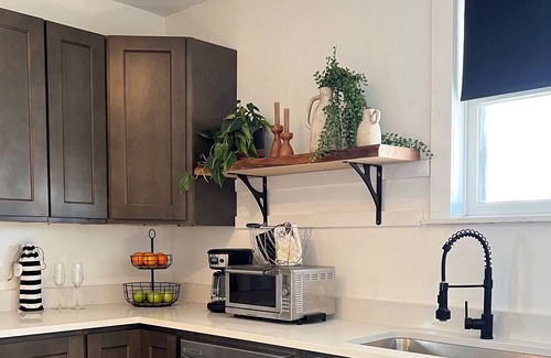 Pleasant Hill Apartment | Pleasant Hills - Home Away From Home