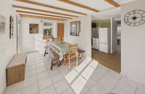 Saint-Jean-Trolimon Ski Chalet | Pleasant house with a large garden for 4