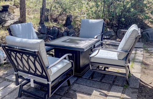Kings Beach Ski Chalet | Pleasant hotel with lakeview, golf, skiing, WiFi, & Netflix