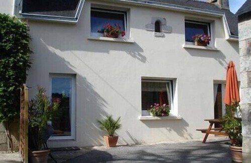 Fouesnant House | Pleasant lodging near beach and Cape Coz Centre FOUESNANT 1 Km