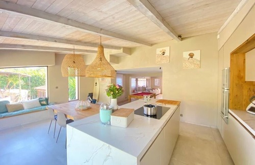 Pegomas Villa | Pleasant modern Provencal family villa