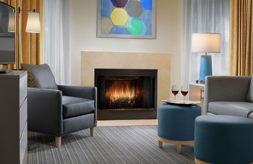 Westlake Hotel | Pleasant Stay, Convenient Location! Free Parking, Pet-friendly Property, Pool