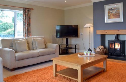 Tenby House | Pleasant Valley