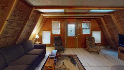 Logan House | Pleasant View