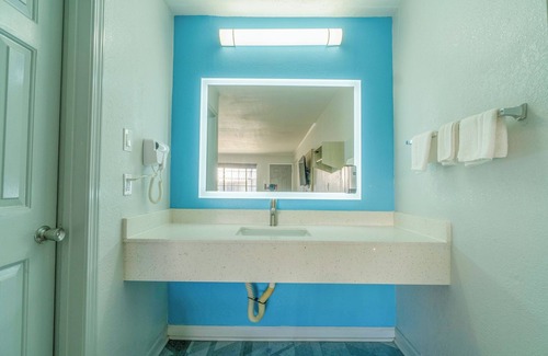 Pleasanton Hotel | Pleasanton Executive Inn By OYO
