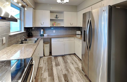 Galveston House | Pleasure Pier Retreat