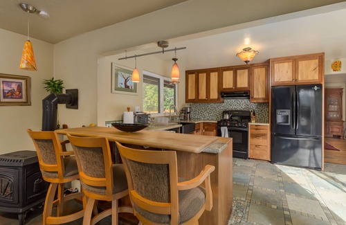 Opal Cliffs House | Pleasure Point walk to beaches and surf from charming, private and spacious home