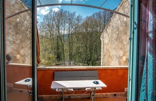 Fontaine-de-Vaucluse Apartment | Plein Sud - Appartement de charme avec terrasse à Fontaine-de-Vaucluse