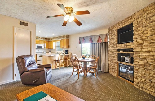 Lake Tansi Condo | Plentiful Resort Amenities 2BR