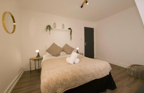 Splott Apartment | Plenty of Parking Available; 3 Bedroom Apartment by Property Promise