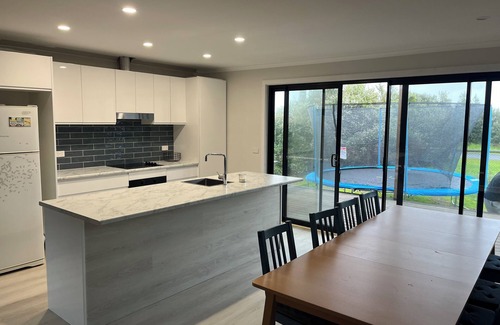 Venus Bay House | Plenty of space inside and out within walking distance from Beach 3