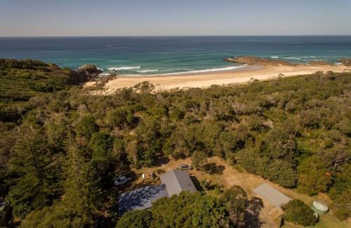 Limeburners Creek House | Plomer Beach House