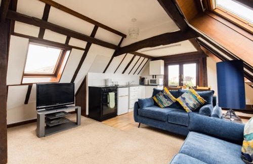 Colchester House | Plover - Uk48174