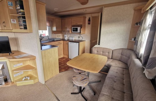 Ingoldmells Ski Chalet | Plum 1 Coral Beach Ingoldmells 3 bed 8 berth