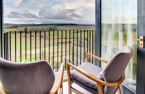 Kelso House | Plum Tree Cottage - One Bedroom House, Sleeps 2