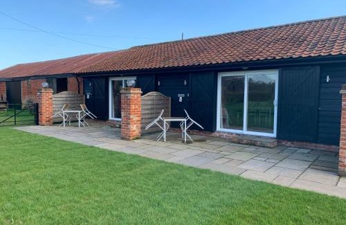 Colchester Cabin | Plumptons Farm Holiday Lodges