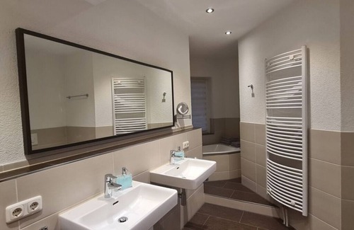 Annaberg-Buchholz Apartment | Plush apartment in Annaberg-Buchholz