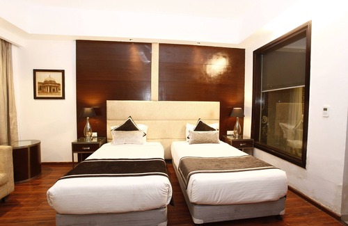 Sector D Hotel | PLUTOS HOTEL