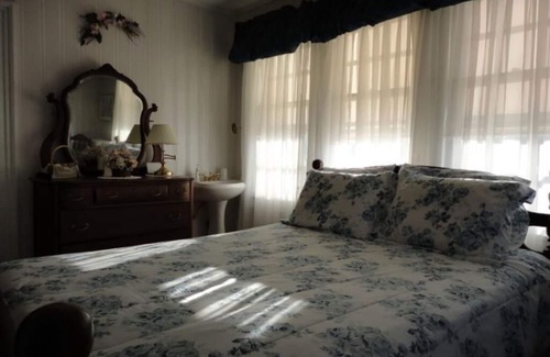 North End Bed & Breakfast | Plymouth Inn