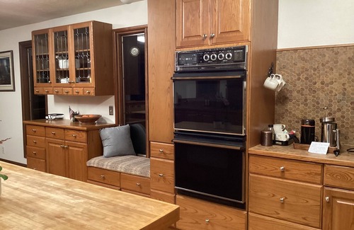 Tracyton House | PNW Funky 1970’s home with lots of windows, quiet road, fenced yard.