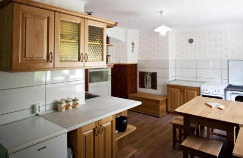 Ljubno ob Savinji House | Počitniška hiša pod RAJHOVKO