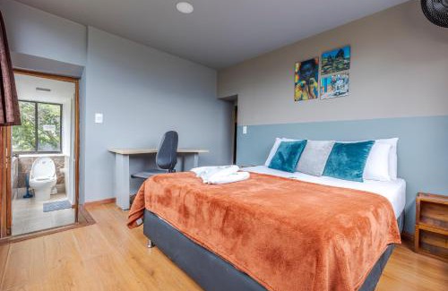 El Poblado Hotel | Poblado Guest House